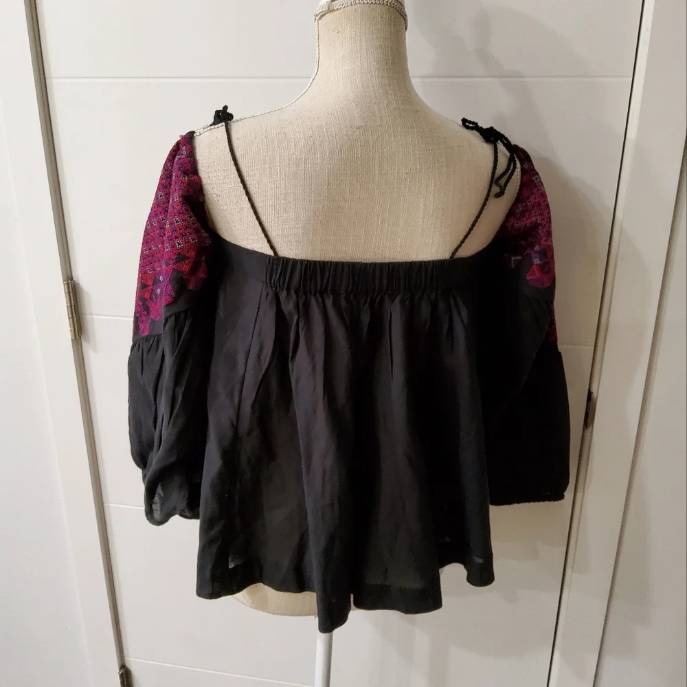 Free People Vacay Vibin Cold Shoulder Top Blouse Size S